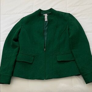 Chico's Beautiful Emerald Green Pattern Blazer. Perfect for St. Patrick’s Day!!